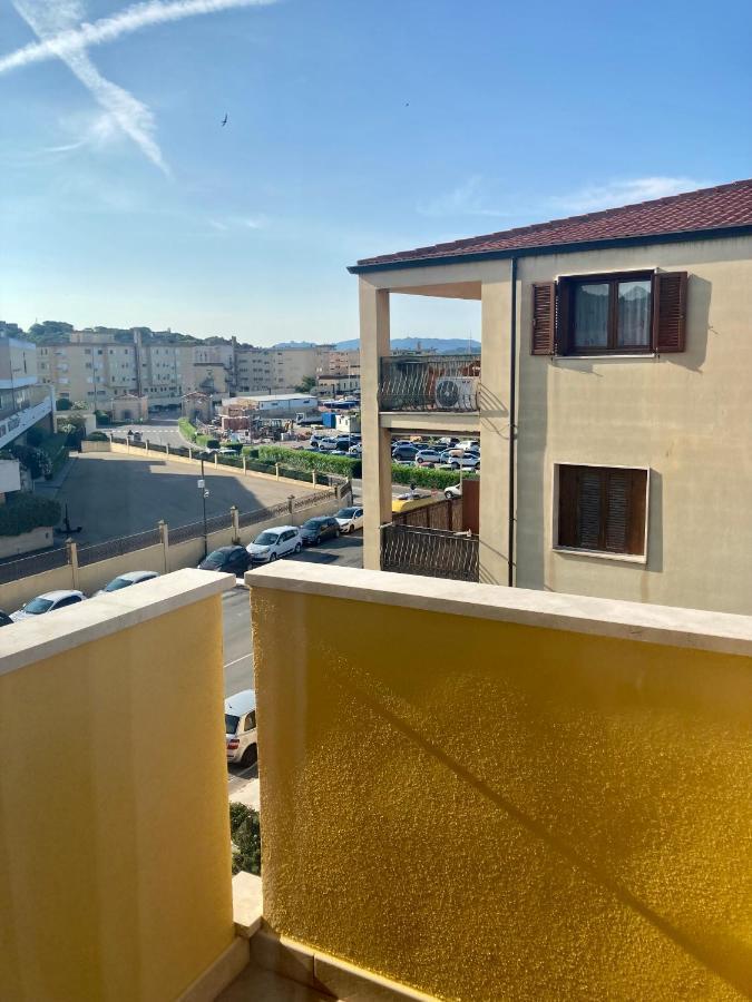 Appartamento Tizzy La Maddalena  Exterior foto